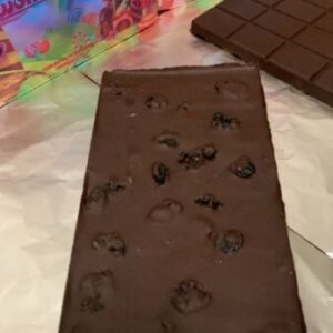 wonder trip blueberry fruit chocolate bar
