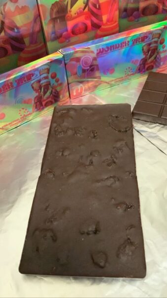 wonder trip strawberry fruit chocolate bar